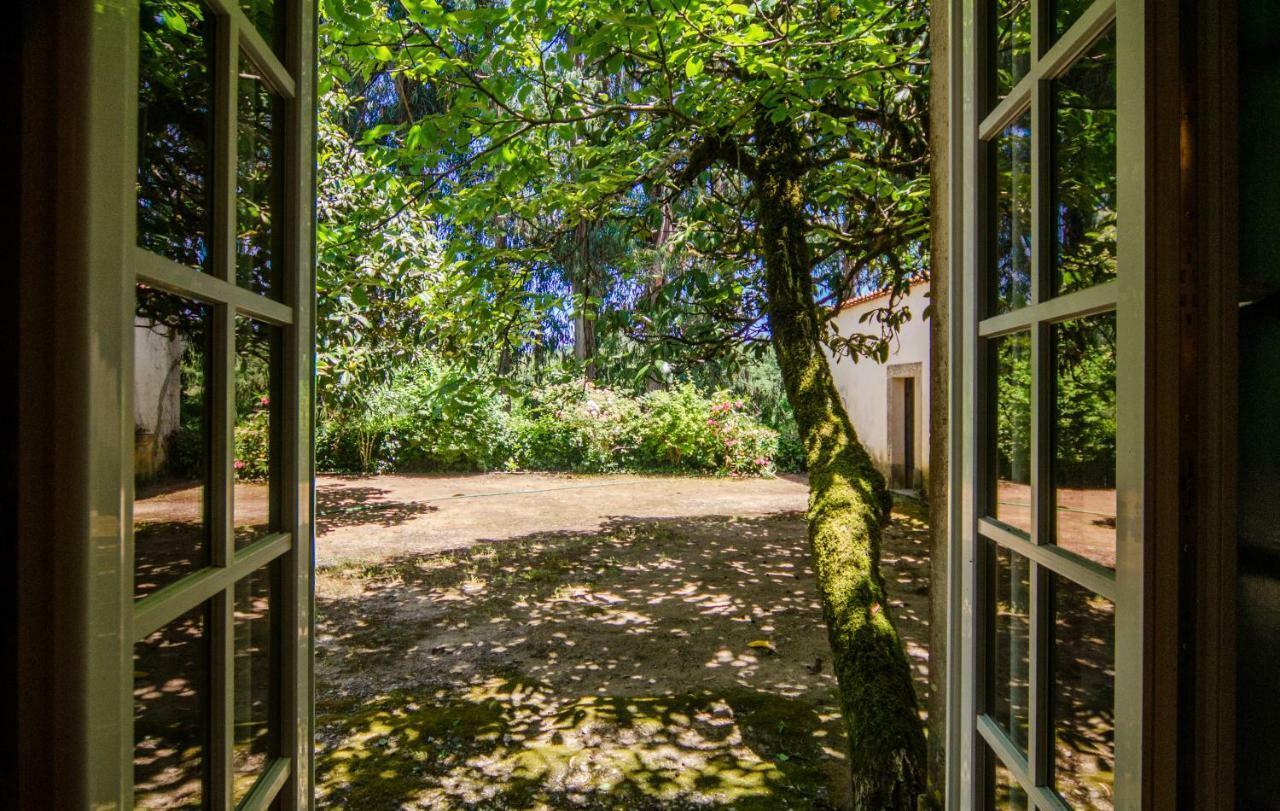 Гостевой дом Quinta Do Tojal Феррейра-ду-Зезери Экстерьер фото